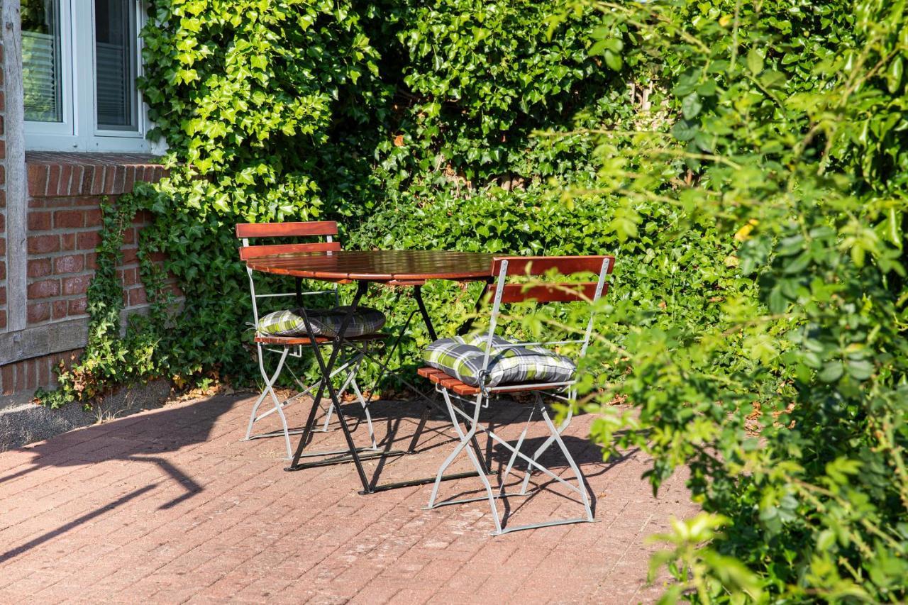 Ferienwohnung 3 Sandstrand Seedorf  エクステリア 写真